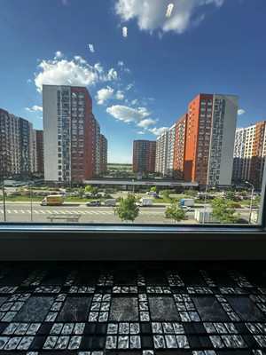 Продам многокомнатную квартиру, 3-я Нововатутинская ул, 7, Десеновское п