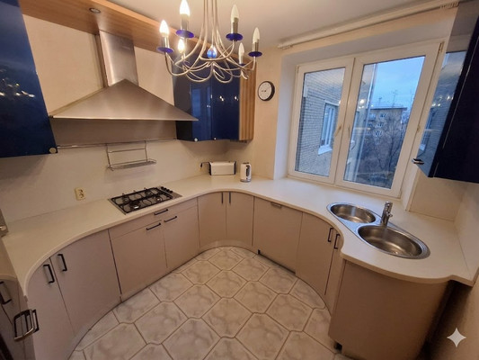 Продам многокомнатную квартиру, Ленинский пр-кт, 44, Москва г