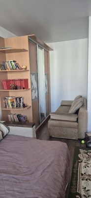 Продам однокомнатную (1-комн.) квартиру, Голландская (Янила Кантри мкр) ул, 3к1, Янино-1 гп