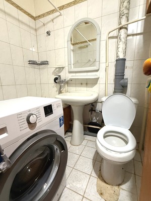 Продам трехкомнатную (3-комн.) квартиру, Повстанческая ул, 5, Казань г