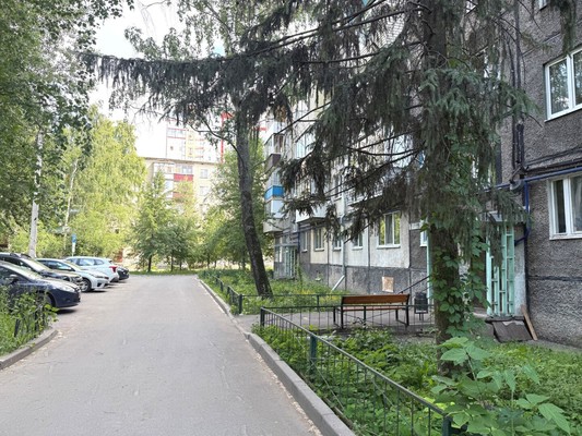 Продам трехкомнатную (3-комн.) квартиру, Повстанческая ул, 5, Казань г