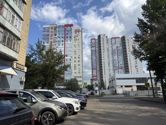 Продам трехкомнатную (3-комн.) квартиру, Повстанческая ул, 5, Казань г