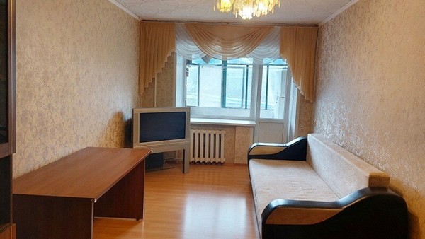 Продам двухкомнатную (2-комн.) квартиру, Зур Урам ул, 11, Казань г