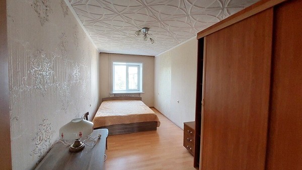 Продам двухкомнатную (2-комн.) квартиру, Зур Урам ул, 11, Казань г
