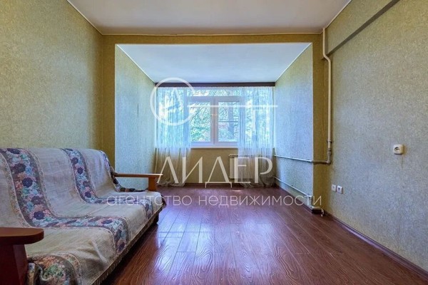 Продам трехкомнатную (3-комн.) квартиру, Бытха (Хостинский р-н) ул, 53, Сочи г
