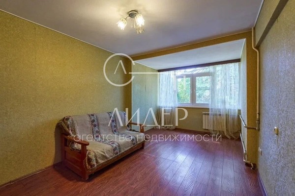 Продам трехкомнатную (3-комн.) квартиру, Бытха (Хостинский р-н) ул, 53, Сочи г