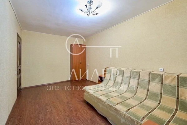 Продам трехкомнатную (3-комн.) квартиру, Бытха (Хостинский р-н) ул, 53, Сочи г