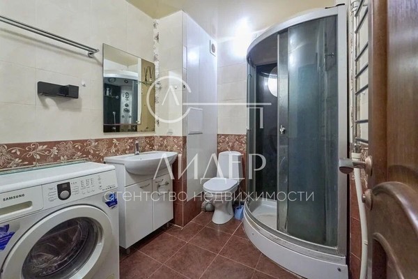Продам трехкомнатную (3-комн.) квартиру, Бытха (Хостинский р-н) ул, 53, Сочи г