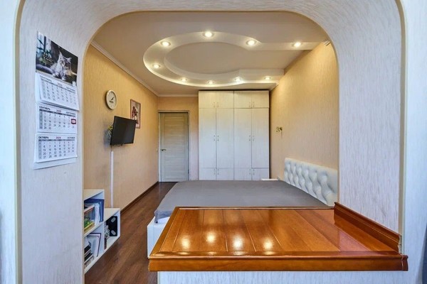 Продам трехкомнатную (3-комн.) квартиру, Донская (Центральный р-н) ул, 31, Сочи г