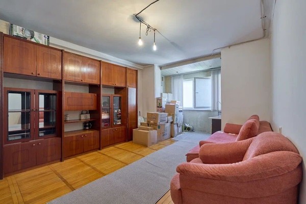 Продам трехкомнатную (3-комн.) квартиру, Донская (Центральный р-н) ул, 31, Сочи г