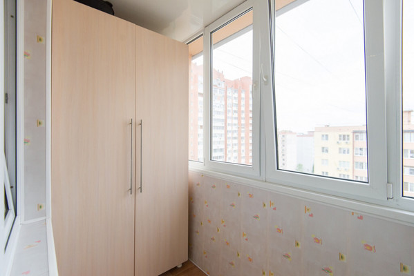 Продам трехкомнатную (3-комн.) квартиру, Стабильная ул, 17к1, Ростов-на-Дону г