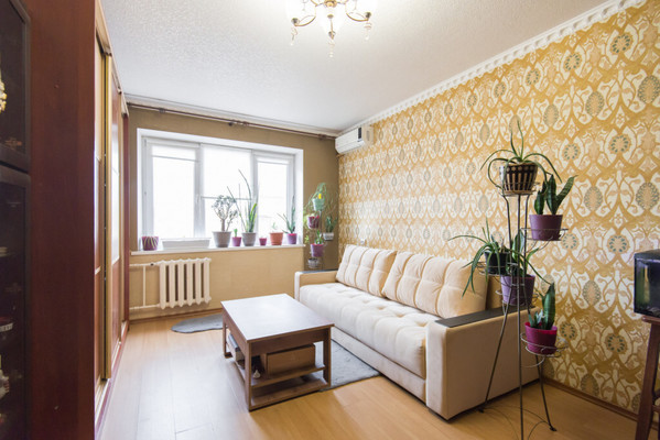 Продам трехкомнатную (3-комн.) квартиру, Стабильная ул, 17к1, Ростов-на-Дону г