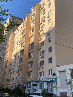 Продам трехкомнатную (3-комн.) квартиру, Стабильная ул, 17к1, Ростов-на-Дону г