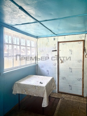 Продам трехкомнатную (3-комн.) квартиру, Центральная ул, 19, Дворцы с