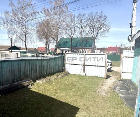 Продам трехкомнатную (3-комн.) квартиру, Центральная ул, 19, Дворцы с