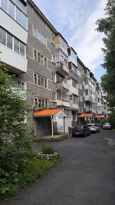 Продам однокомнатную (1-комн.) квартиру, 3-я Тесьминская ул, 127, Златоуст г