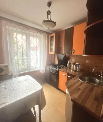 Продам трехкомнатную (3-комн.) квартиру, Красноармейская ул, 19, Раменское г