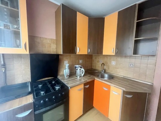 Продам трехкомнатную (3-комн.) квартиру, Красноармейская ул, 19, Раменское г