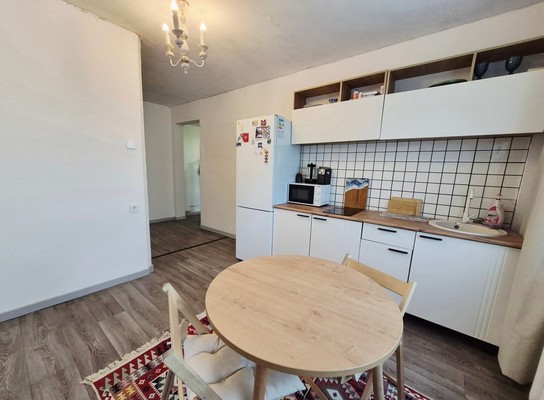 Продам трехкомнатную (3-комн.) квартиру, Мира ул, 19, Костомукша г