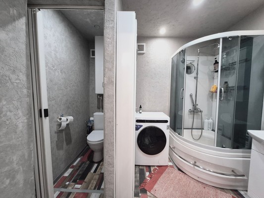 Продам трехкомнатную (3-комн.) квартиру, Мира ул, 19, Костомукша г