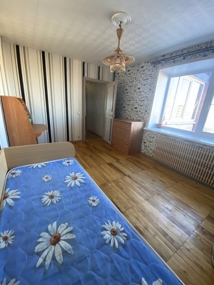 Продам трехкомнатную (3-комн.) квартиру, Свердлова ул, 49, Йошкар-Ола г
