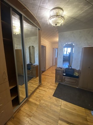 Продам трехкомнатную (3-комн.) квартиру, Свердлова ул, 49, Йошкар-Ола г