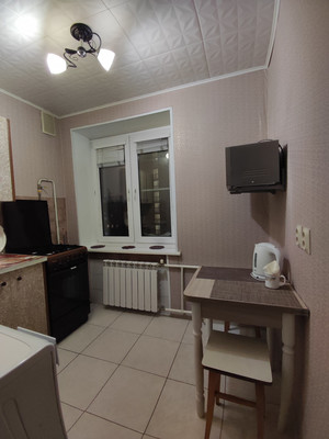 Сдам двухкомнатную (2-комн.) квартиру, Барклая ул, 16к2, Москва г