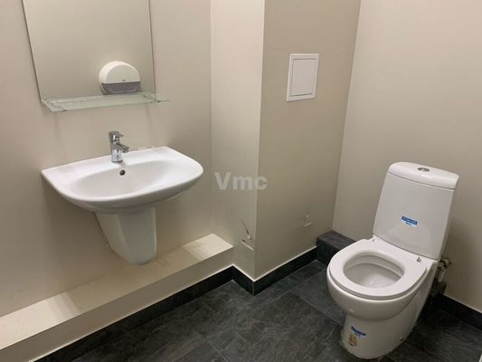Сдам коммерческое помещение 225 м2, Викторенко ул, 11, Москва г