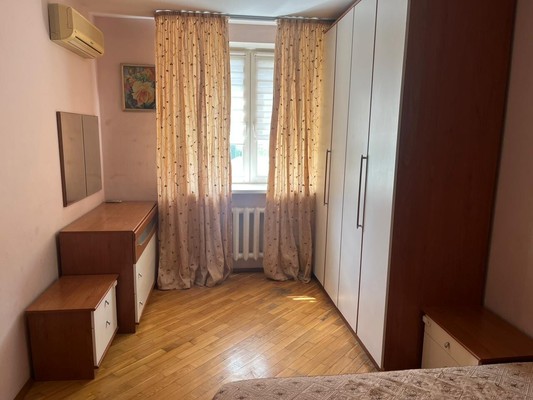Продам двухкомнатную (2-комн.) квартиру, Строительная ул, 3а, Красногорск г