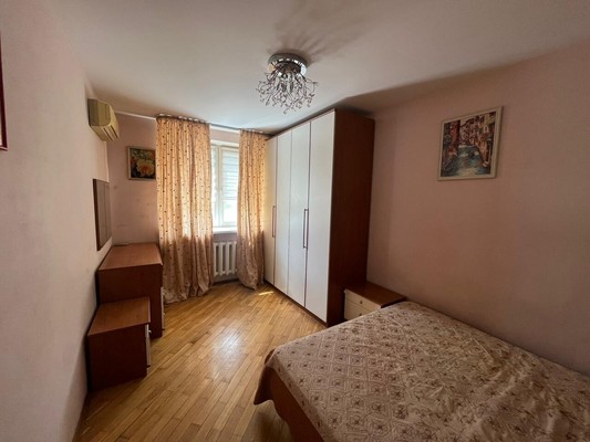 Продам двухкомнатную (2-комн.) квартиру, Строительная ул, 3а, Красногорск г