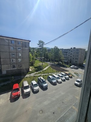 Продам двухкомнатную (2-комн.) квартиру, Мира пр-кт, 239а, Южно-Сахалинск г
