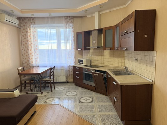 Продам однокомнатную (1-комн.) квартиру, Соловьиная Роща ул, 10, Москва г