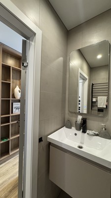Продам однокомнатную (1-комн.) квартиру, Ленинский пр-кт, 158, Москва г