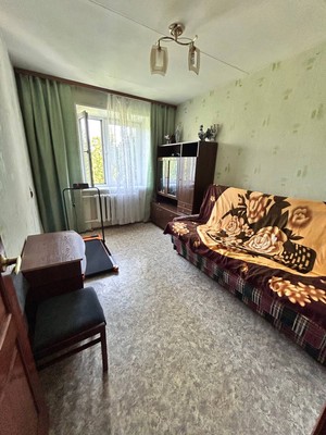 Продам трехкомнатную (3-комн.) квартиру, 60 лет Октября ул, 7, Белоозёрский г