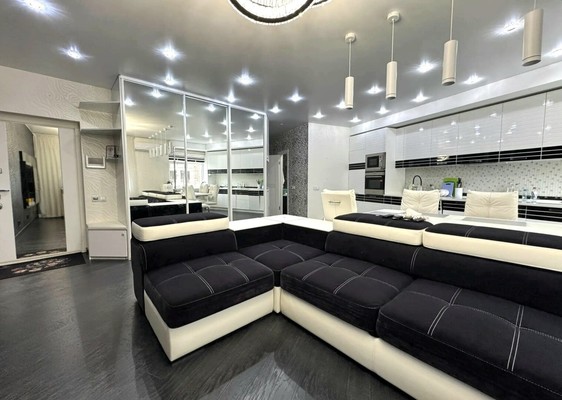 Продам двухкомнатную (2-комн.) квартиру, Германа Титова ул, 3к2, Химки г