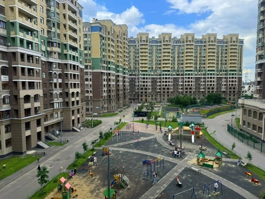 Продам двухкомнатную (2-комн.) квартиру, Германа Титова ул, 3к2, Химки г