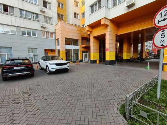 Продам трехкомнатную (3-комн.) квартиру, Кирова ул, 12к1, Люберцы г