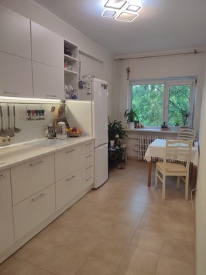 Продам однокомнатную (1-комн.) квартиру, Дмитровка Б. ул, 2, Москва г