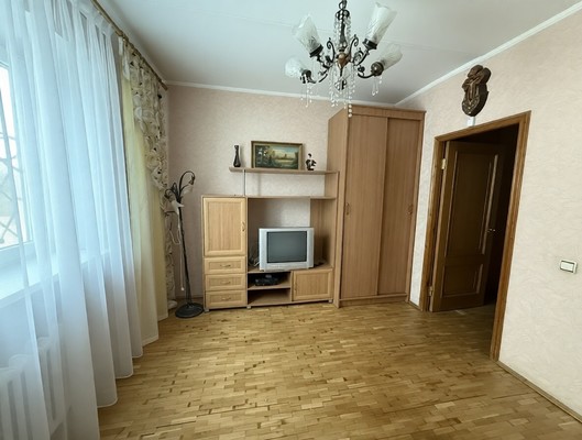 Продам двухкомнатную (2-комн.) квартиру, Петровский проезд, 20, Видное г