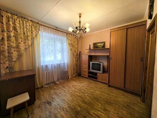 Продам двухкомнатную (2-комн.) квартиру, Петровский проезд, 20, Видное г