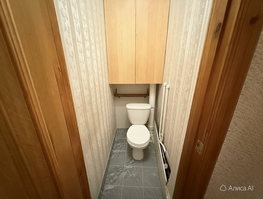 Продам двухкомнатную (2-комн.) квартиру, Петровский проезд, 20, Видное г