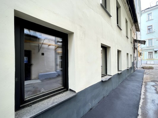 Продам коммерческое помещение 108 м2, Петровка ул, 19, Москва г
