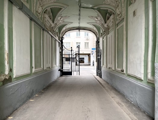 Продам коммерческое помещение 108 м2, Петровка ул, 19, Москва г