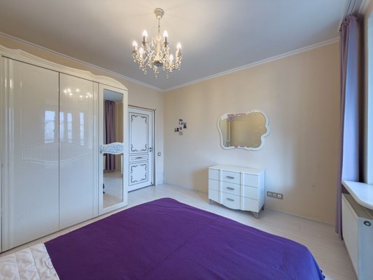 Продам трехкомнатную (3-комн.) квартиру, Кременчугская ул, 9Ак2, Санкт-Петербург г