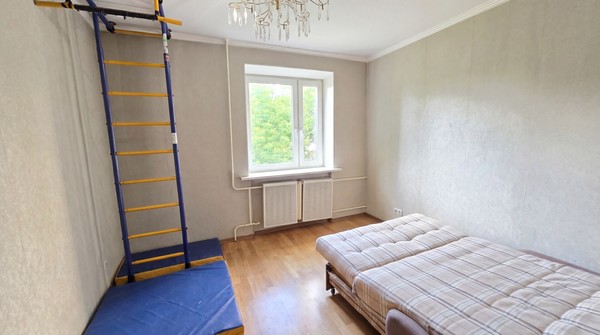 Продам трехкомнатную (3-комн.) квартиру, Г.И.Котовского ул, 5, Реутов г
