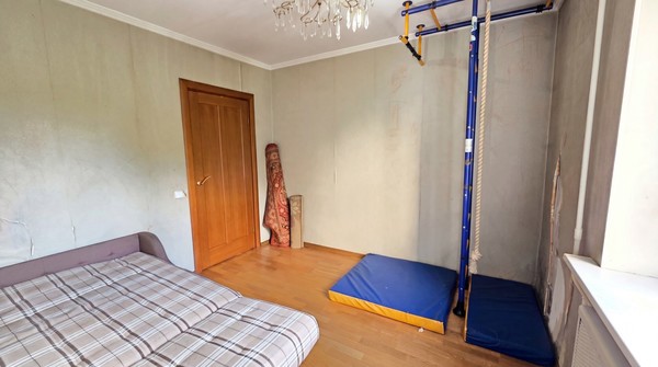 Продам трехкомнатную (3-комн.) квартиру, Г.И.Котовского ул, 5, Реутов г