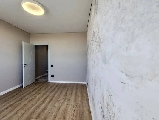 Продам однокомнатную (1-комн.) квартиру, Парковая ул, 1к1, Молодежное пгт