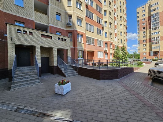 Продам двухкомнатную (2-комн.) квартиру, Молодежная ул, 29, Речицы с