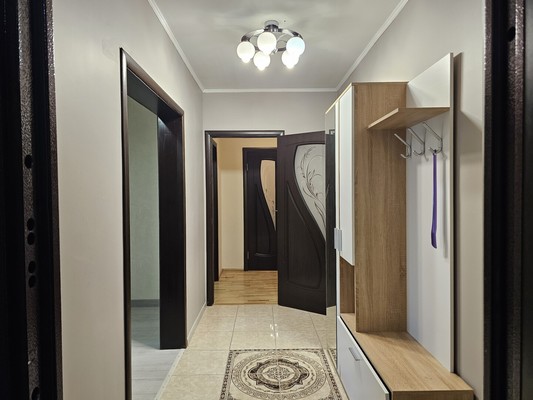 Продам двухкомнатную (2-комн.) квартиру, Молодежная ул, 29, Речицы с