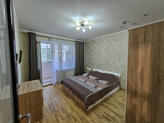 Продам двухкомнатную (2-комн.) квартиру, Молодежная ул, 29, Речицы с